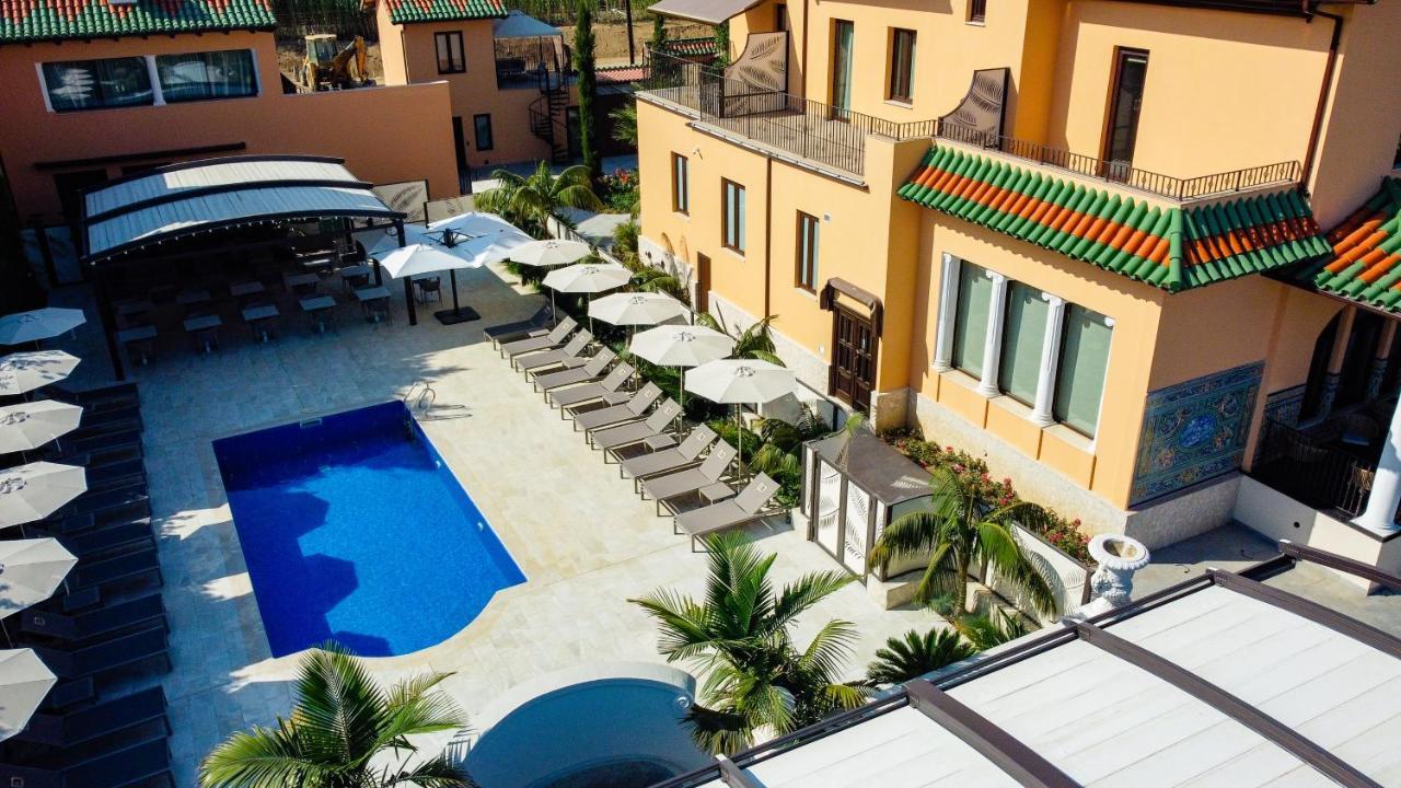 Ab Boutique Hotel - Adults Only Sant Vicenc de Montalt Bagian luar foto